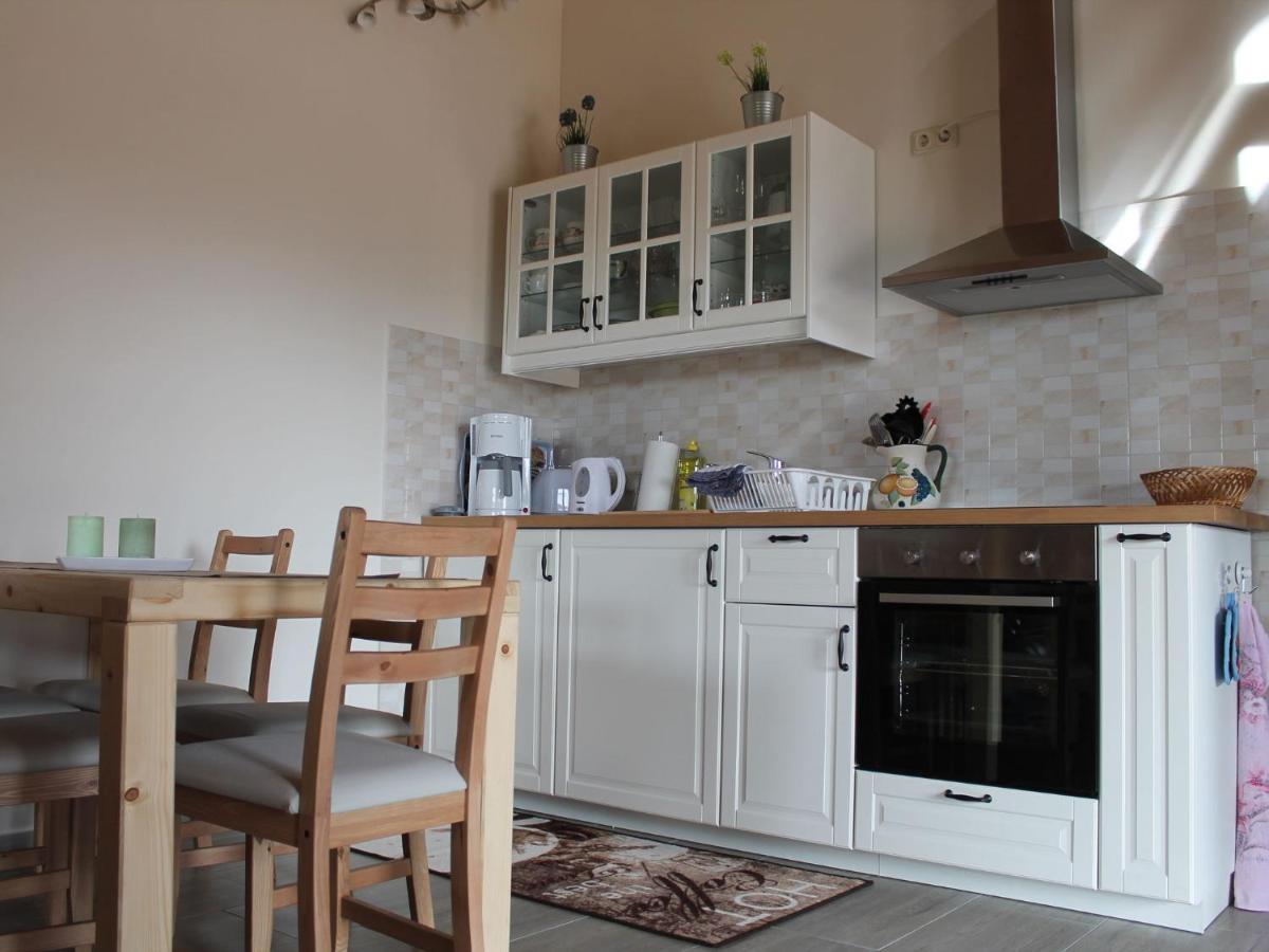 Comfy Farmhouse In Brusow With Garden Kropelin ภายนอก รูปภาพ