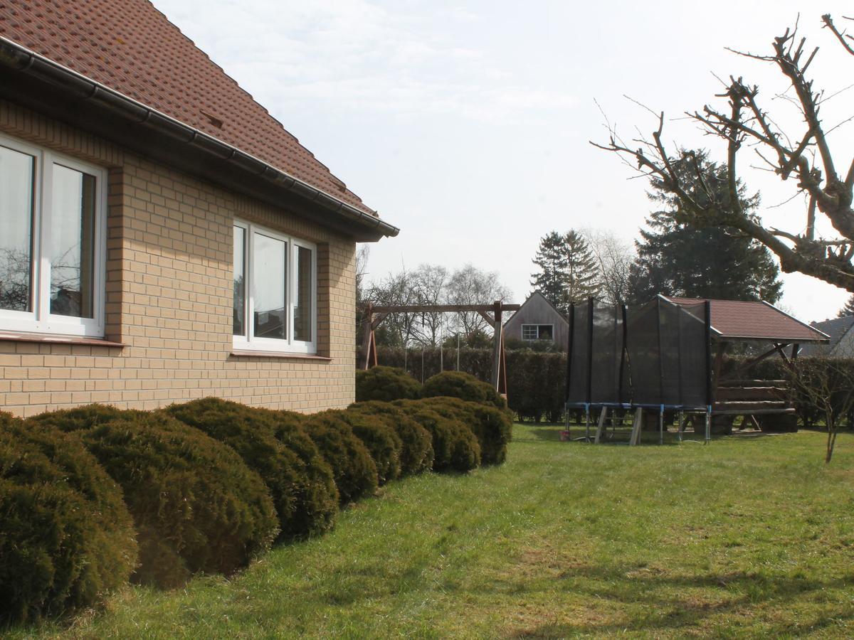 Comfy Farmhouse In Brusow With Garden Kropelin ภายนอก รูปภาพ